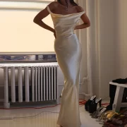 ยาว เดรส ผู้หญิง สายเดี่ยว คอพระจันทร์ พับผ้า พันเอว ไร้แขน เสื้อคลุม งานปาร์ตี้ ชุด - Image 3